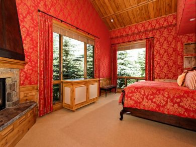 Majestic Magnificent Luxury Accommodation